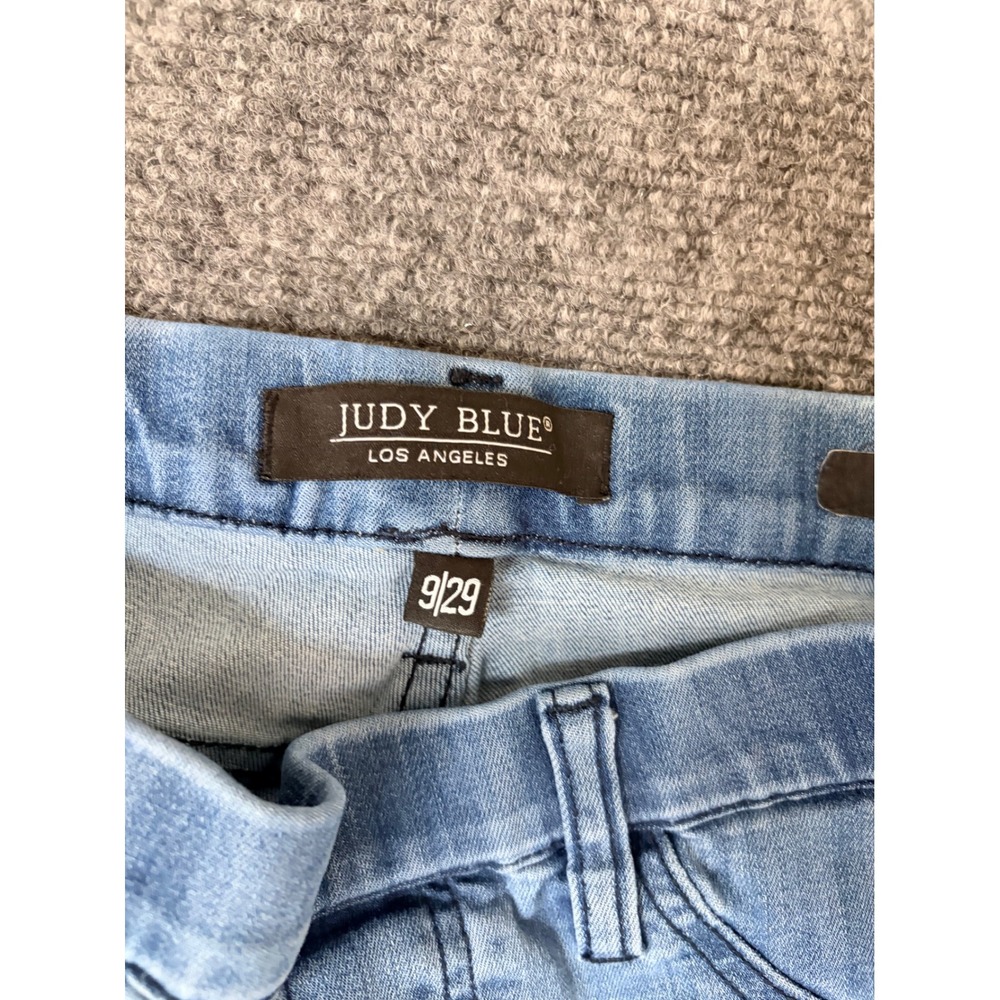 Judy Blue Skinny Fit Jeans Light Wash Raw Released Hem Pull On Size 9/29 - Picture 2 of 9